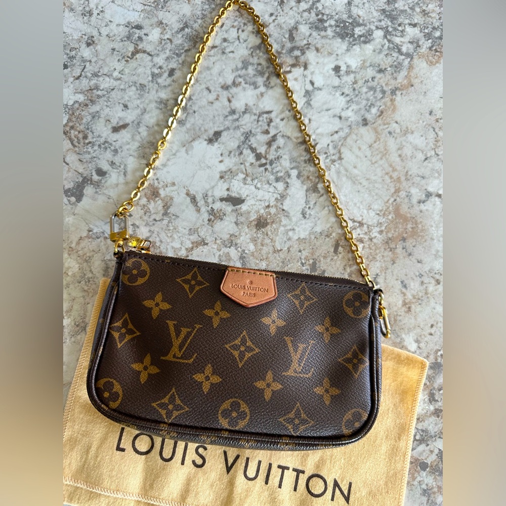 Louis Vuitton Mini Pochette with chain